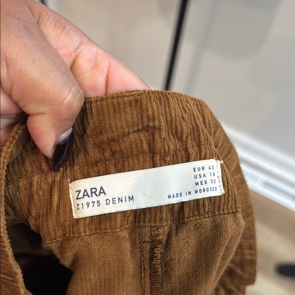 Zara Corduroy Brown Pants Relaxed Fit High-Waisted - Picture 6 of 8